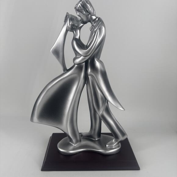 Bride & Groom Sculpture Figurine Herco Gift Cake Topper 12.5” - Picture 1 of 9